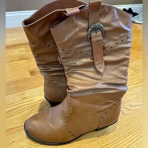 Women’s Tan Studded Boots